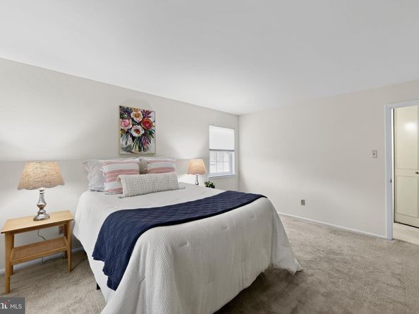 363 Old Forge Crossing 363, Devon PA 19333