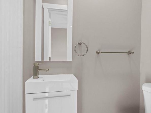 335 Mercy Street, Philadelphia PA 19148