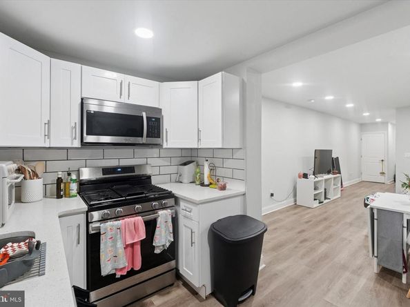 1705 S 18TH Street, Philadelphia PA 19145