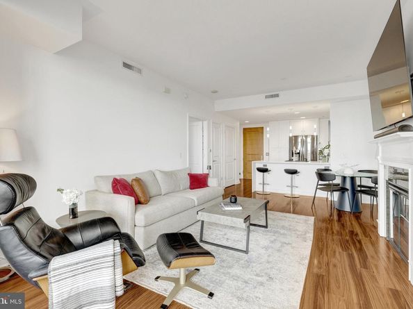 11990 Market Street 614, Reston VA 20190