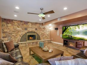 28 Peter Drive, Richboro PA 18954