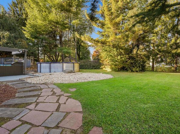 28 Peter Drive, Richboro PA 18954