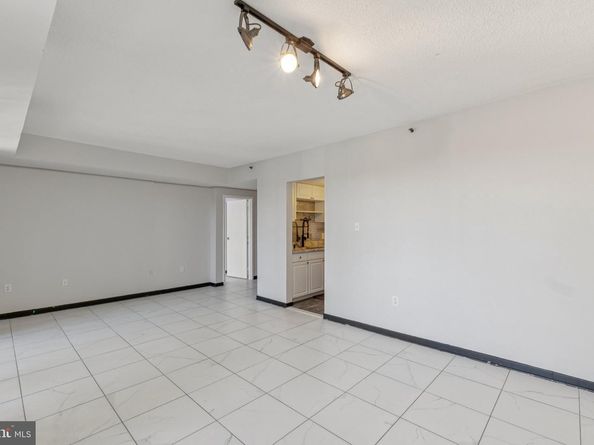 1530 Key Boulevard 929, Arlington VA 22209