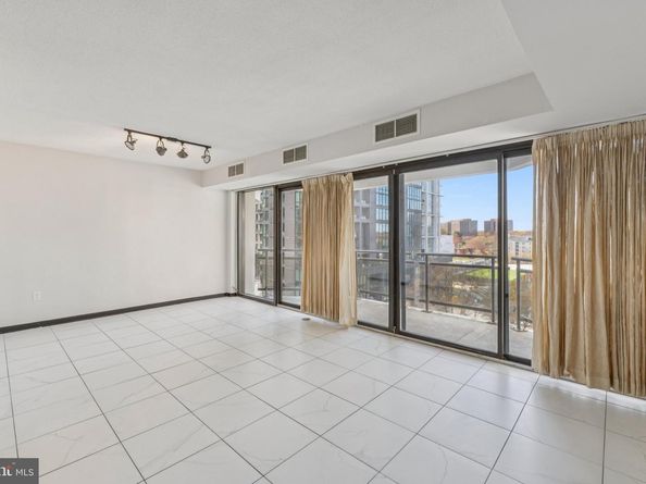 1530 Key Boulevard 929, Arlington VA 22209