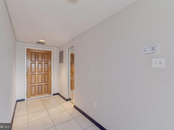 1530 Key Boulevard 929, Arlington VA 22209