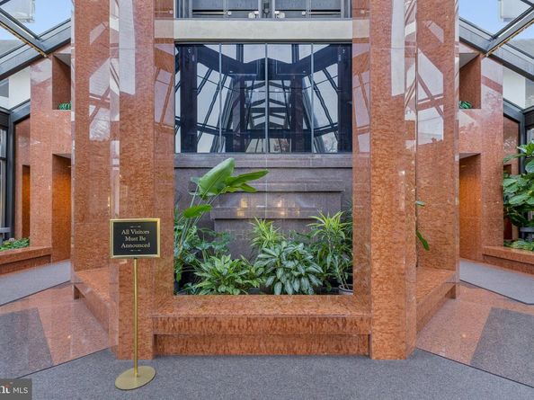 1530 Key Boulevard 929, Arlington VA 22209