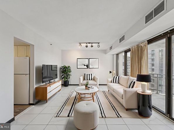 1530 Key Boulevard 929, Arlington VA 22209