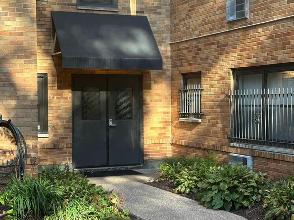 40 Old Lancaster Road 205, Merion Station PA 19066