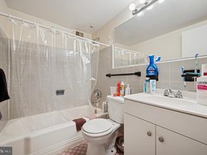 2101 Chestnut Street 502, Philadelphia PA 19103