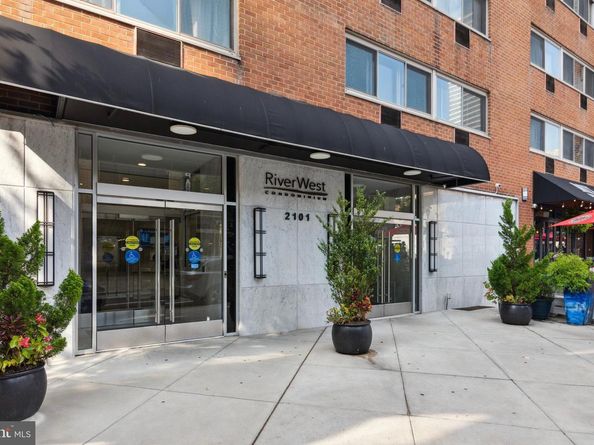 2101 Chestnut Street 502, Philadelphia PA 19103