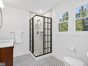 1016 Evergreen Road, Yardley PA 19067