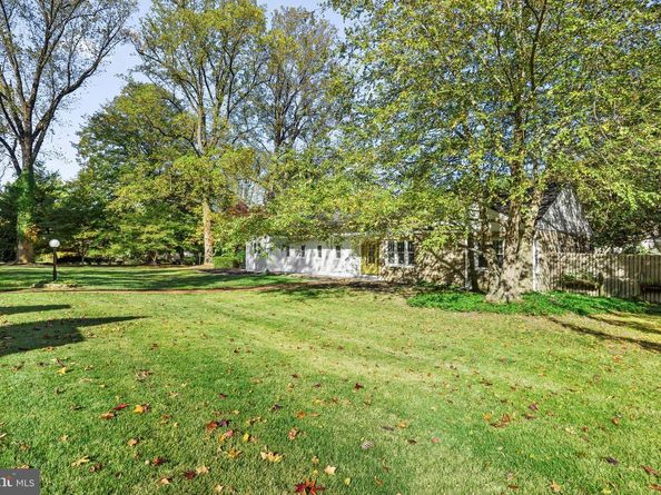 1016 Evergreen Road, Yardley PA 19067