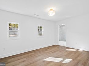 1016 Evergreen Road, Yardley PA 19067