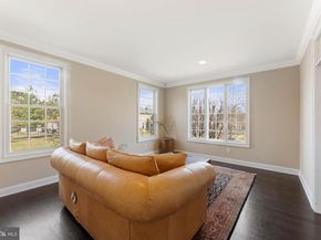8 Quartermaster Road, Holland PA 18966