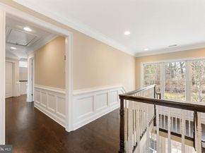 8 Quartermaster Road, Holland PA 18966