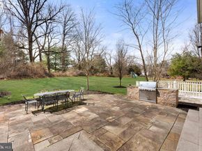 8 Quartermaster Road, Holland PA 18966