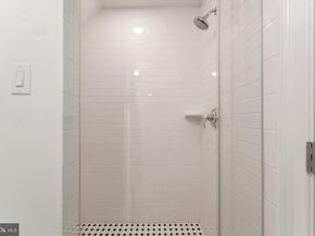8 Quartermaster Road, Holland PA 18966