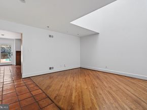 306 9TH Street SE, Washington DC 20003