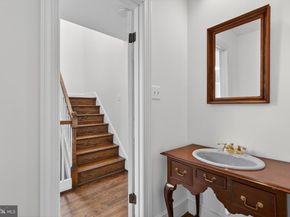 306 9TH Street SE, Washington DC 20003