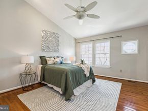 3378 Lakeside View Drive 142, Falls Church VA 22041