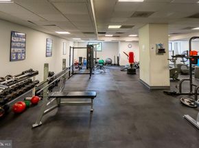 2111 Wisconsin Avenue NW 512, Washington DC 20007