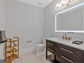 1044 Carper Street, Mclean VA 22101