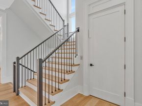 1044 Carper Street, Mclean VA 22101