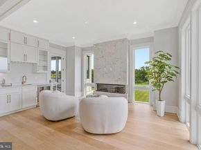 1044 Carper Street, Mclean VA 22101