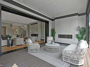 1044 Carper Street, Mclean VA 22101
