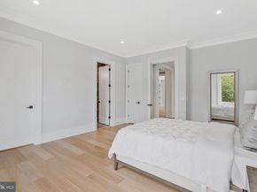 1044 Carper Street, Mclean VA 22101