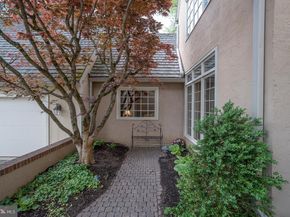 1227 Denbigh Lane, Wayne PA 19087