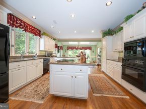 1227 Denbigh Lane, Wayne PA 19087