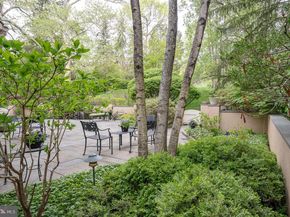 1227 Denbigh Lane, Wayne PA 19087