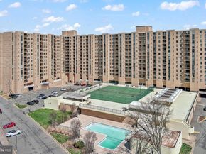 4500 Four Mile Run Drive S 413, Arlington VA 22204