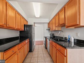 4500 Four Mile Run Drive S 413, Arlington VA 22204