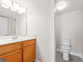 4500 Four Mile Run Drive S 413, Arlington VA 22204