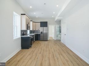 2701 W Glenwood Avenue, Philadelphia PA 19121