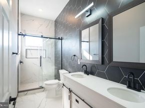 2701 W Glenwood Avenue, Philadelphia PA 19121