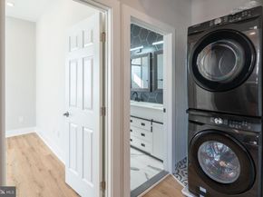 2701 W Glenwood Avenue, Philadelphia PA 19121