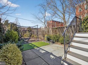 212 5TH Street NE, Washington DC 20002