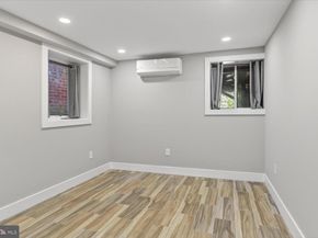 212 5TH Street NE, Washington DC 20002