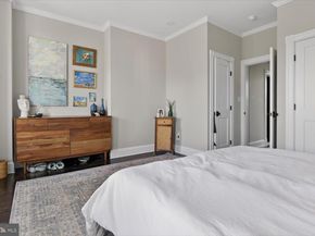 212 5TH Street NE, Washington DC 20002