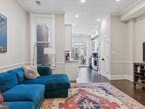 212 5TH Street NE, Washington DC 20002