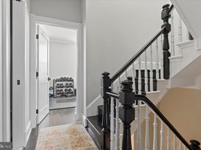 212 5TH Street NE, Washington DC 20002