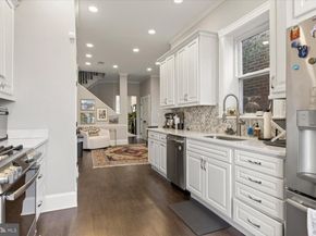 212 5TH Street NE, Washington DC 20002