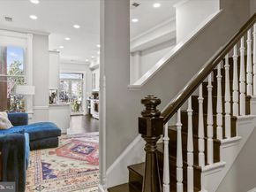 212 5TH Street NE, Washington DC 20002