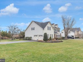 72 Bittersweet Drive, Doylestown PA 18901