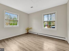 104 W Amhurst Place, Sterling VA 20164