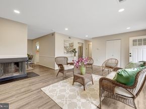 104 W Amhurst Place, Sterling VA 20164