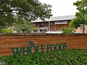 2100 Langston Boulevard 207, Arlington VA 22201